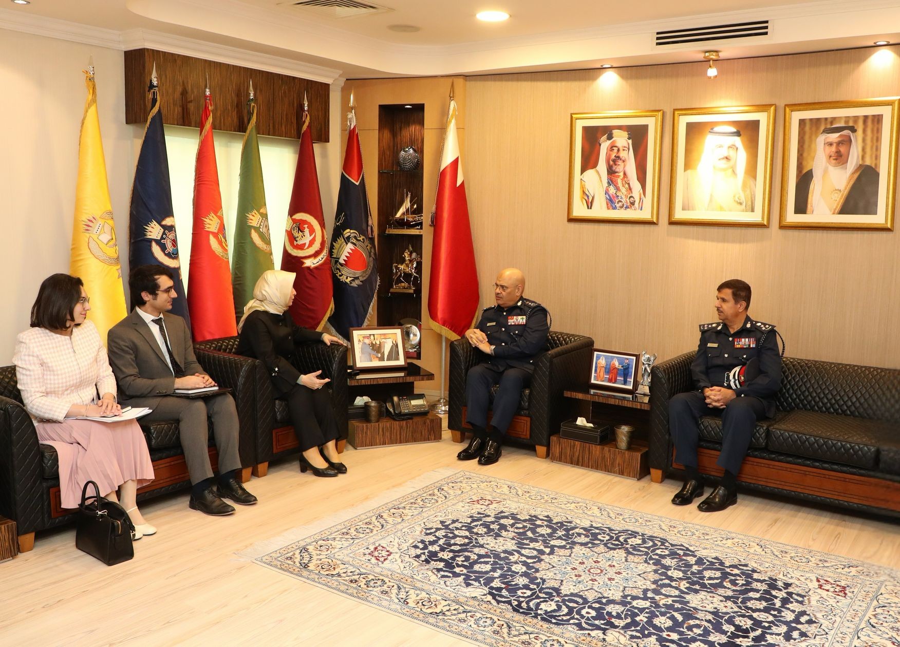 رئيس الأمن العام يستقبل سفيرة الجمهورية التركية لدى المملكة<